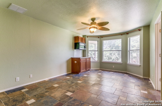 Image 17 of 33 For 8227 Maloy Manor