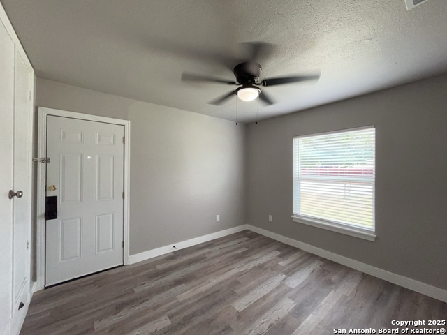 Image 14 of 31 For 2903 Zarzamora Street N