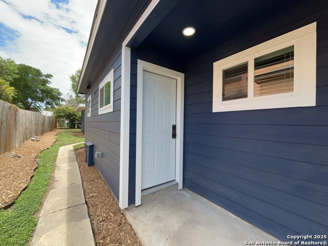 Image 24 of 31 For 2903 Zarzamora Street N