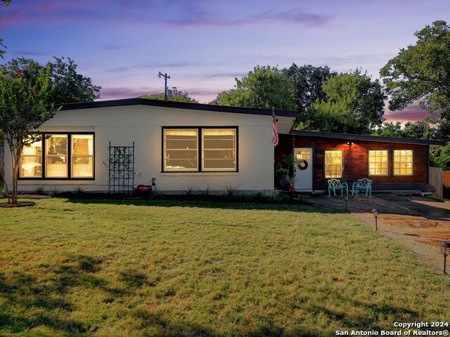 Details for 354 Maplewood Ln, San Antonio, TX 78216