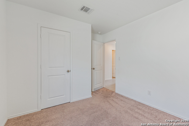 Image 21 of 27 For 4109 Cataract Circle