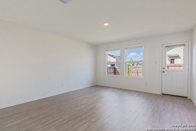 Image 3 of 27 For 4109 Cataract Circle