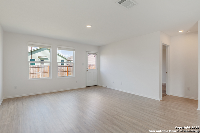 Image 5 of 27 For 4109 Cataract Circle