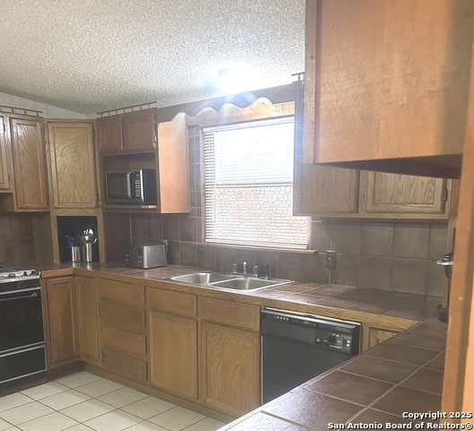 Image 5 of 13 For 1375 Alamo Beach Rd