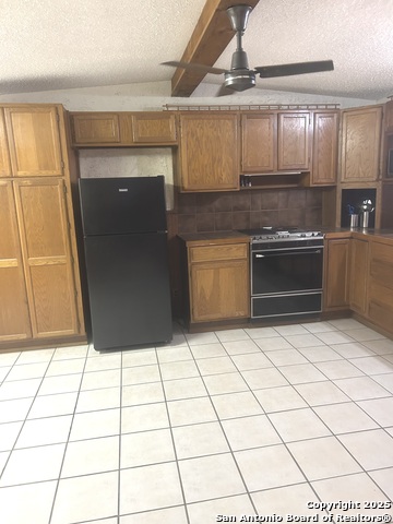 Image 6 of 13 For 1375 Alamo Beach Rd