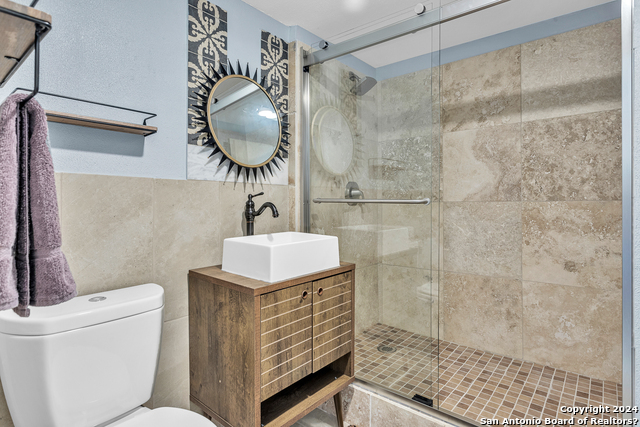 Image 9 of 24 For 7701 Wurzbach  1201