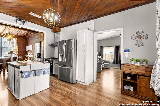 Image 10 of 26 For 114 Avenue B