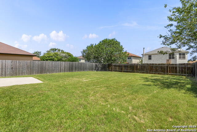 Image 23 of 29 For 8023 Chestnut Cedar
