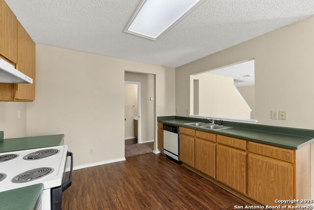 Image 8 of 29 For 8023 Chestnut Cedar
