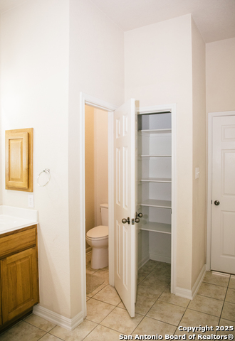 Image 17 of 31 For 18803 Millhollow