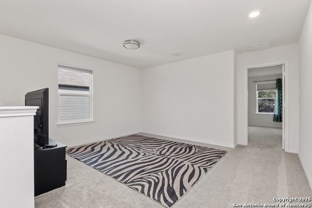 Image 18 of 38 For 10643 Military Drive #14 W