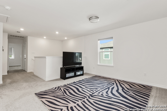 Image 19 of 38 For 10643 Military Drive #14 W