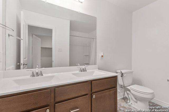 Image 27 of 38 For 10643 Military Drive #14 W