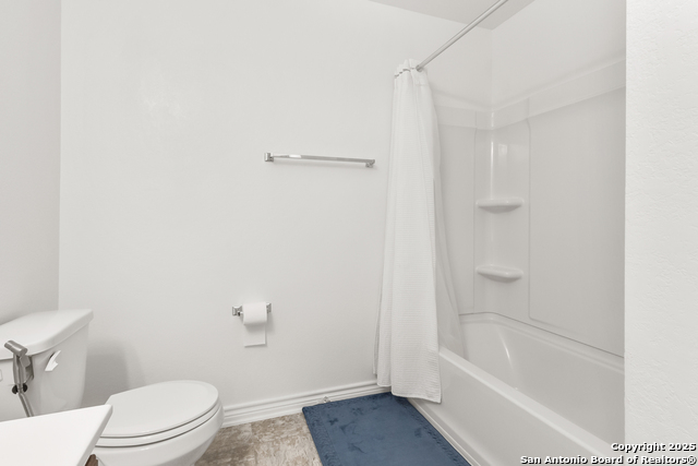 Image 28 of 38 For 10643 Military Drive #14 W