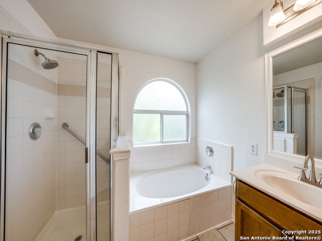 Listing photo id 16 for 11638 Wood Harbor