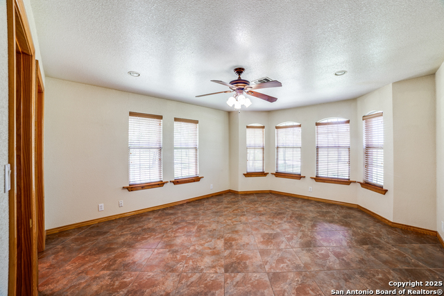 Listing photo id 16 for 205 County Road 7721