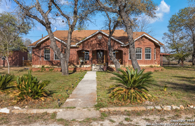 Listing photo id 3 for 205 County Road 7721