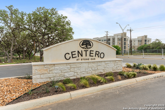 Image 10 of 13 For 20675 Huebner Rd Unit 522