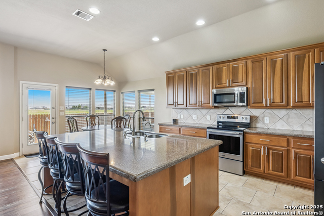 Image 18 of 48 For 3035 Mustang Meadow