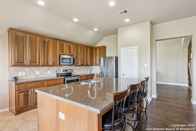 Image 20 of 48 For 3035 Mustang Meadow