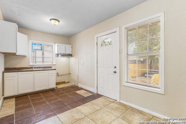 Image 9 of 28 For 1117 Fenfield
