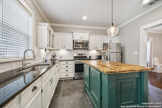 Details for 240 Belmont  , San Antonio, TX 78202