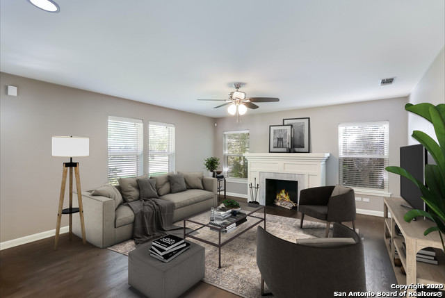 Image 6 of 26 For 240 Calumet Pl