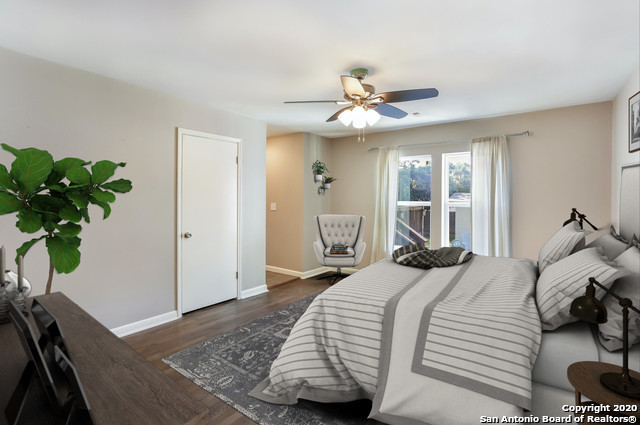 Image 9 of 26 For 240 Calumet Pl