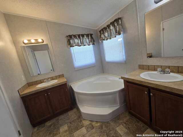 Image 2 of 21 For 338 Rosemary