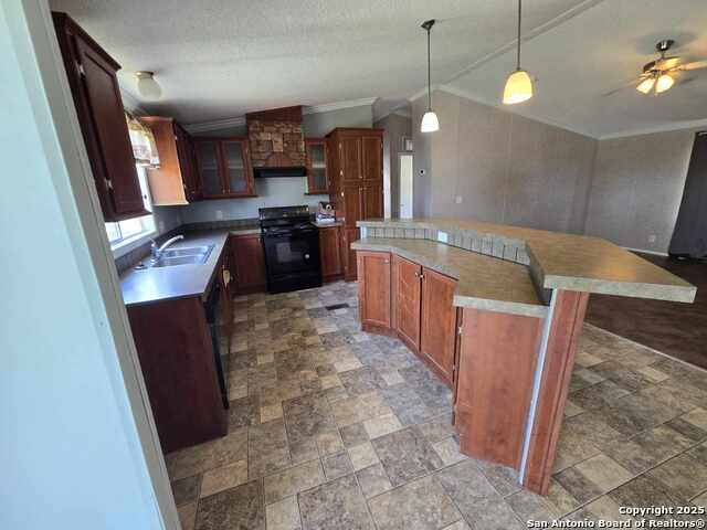 Image 6 of 21 For 338 Rosemary