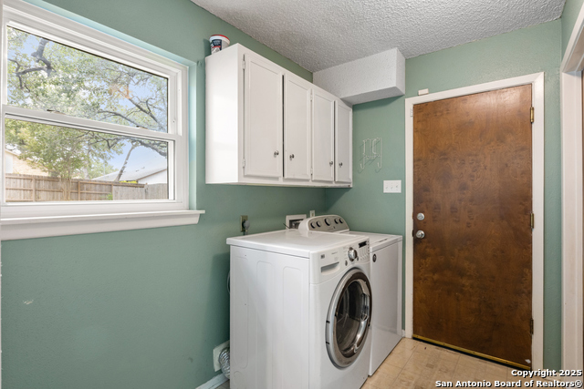 Listing photo id 19 for 8507 Star Creek Dr.