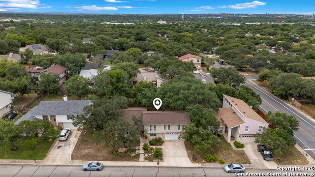 Listing photo id 28 for 8507 Star Creek Dr.