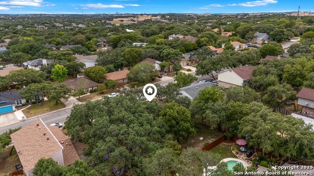 Listing photo id 30 for 8507 Star Creek Dr.