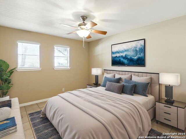 Image 11 of 18 For 661 Floral  Apt C