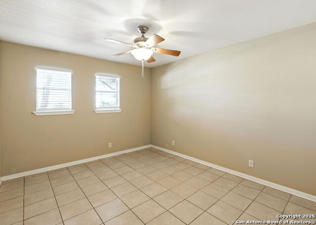 Image 12 of 18 For 661 Floral  Apt C