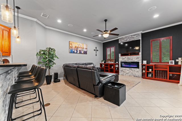 Listing photo id 21 for 27906 Bogen