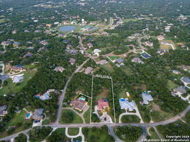 Listing photo id 2 for 27906 Bogen