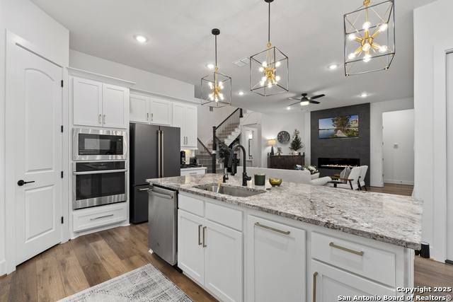 Image 10 of 30 For 8511 Nichols Sky