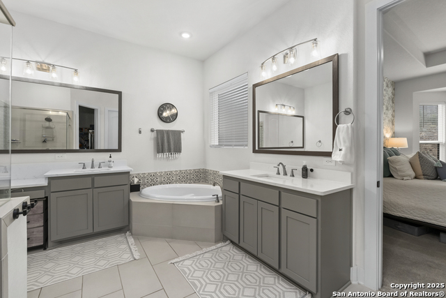 Image 19 of 30 For 8511 Nichols Sky