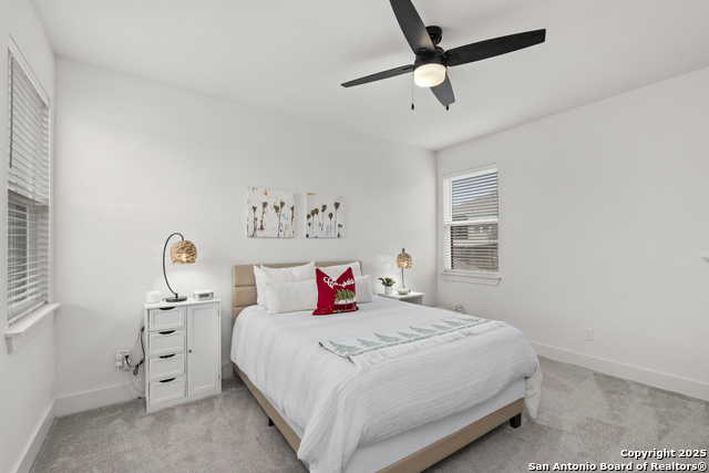 Image 25 of 30 For 8511 Nichols Sky