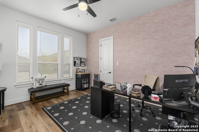 Image 29 of 30 For 8511 Nichols Sky