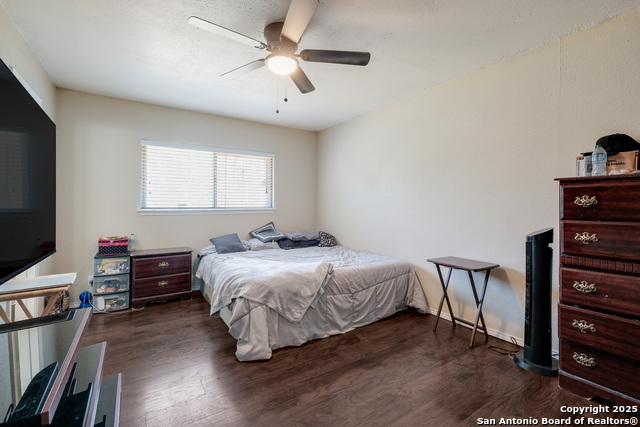 Image 10 of 17 For 1119 Boling Brook St