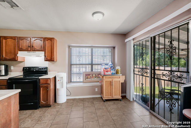 Image 7 of 17 For 1119 Boling Brook St