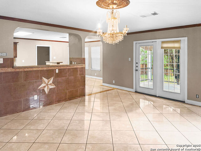 Image 12 of 15 For 903 Saxonhill
