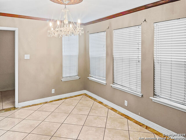 Image 13 of 15 For 903 Saxonhill