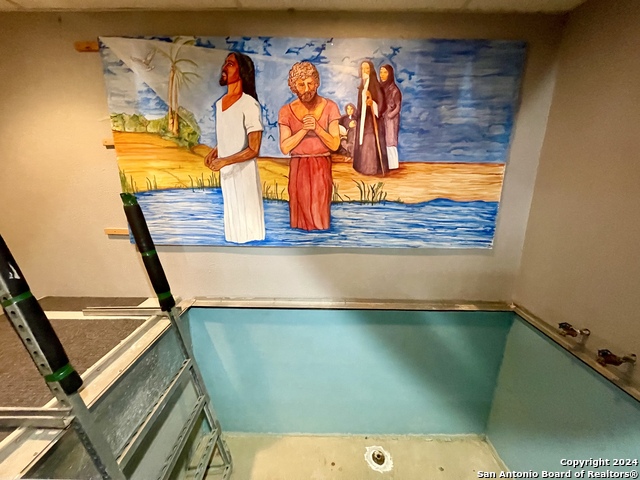 Image 12 of 17 For 815 Albert  