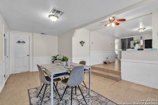 Image 10 of 16 For 1001 Green St.