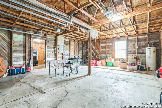 Image 16 of 16 For 1001 Green St.