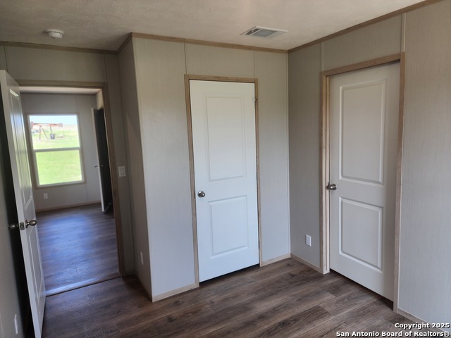 Image 8 of 23 For 4214 Woodrow Center