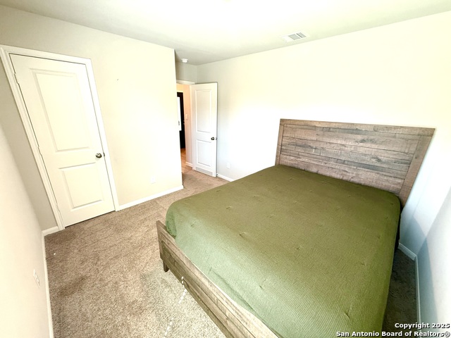 Image 2 of 30 For 7918 Dovers Den